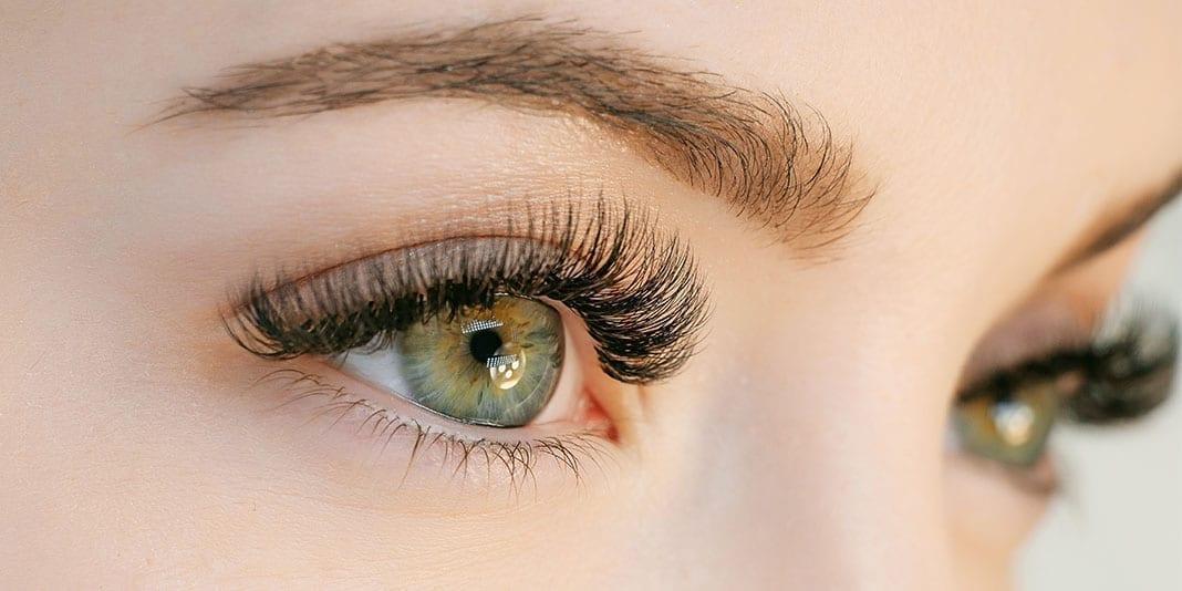 Beautify your Eyes with Longer Eyelashes Using Careprost