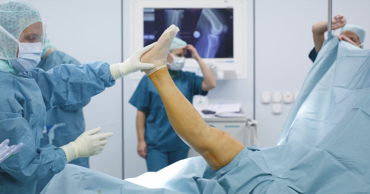 List Of Best Orthopedic Surgeon In India - DailyTimeZone