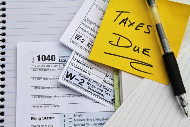 Where is my tax refund? How to check the status of your refund The average direct deposit tax refund last tax season was close to $3,000, and since we're in the midst of tax season, it's no wonder the most common question we hear about it is: 