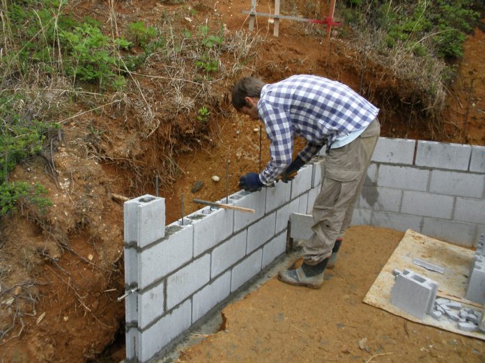 Concrete Block Retaining Wall