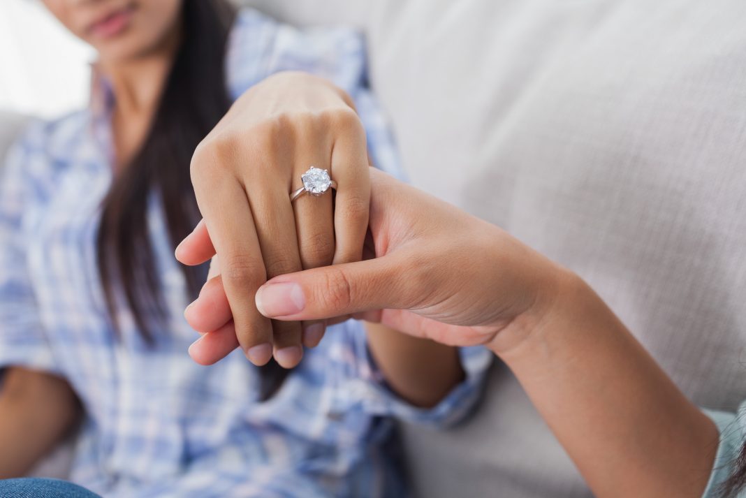 How to Shop for Engagement Rings on a Budget